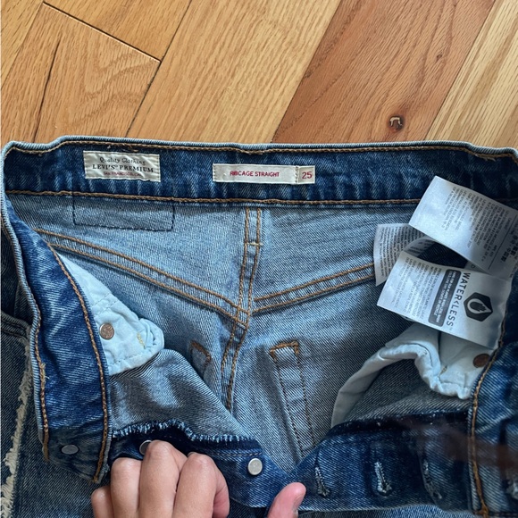 Levis white fur lined pants - Picture 2 of 3